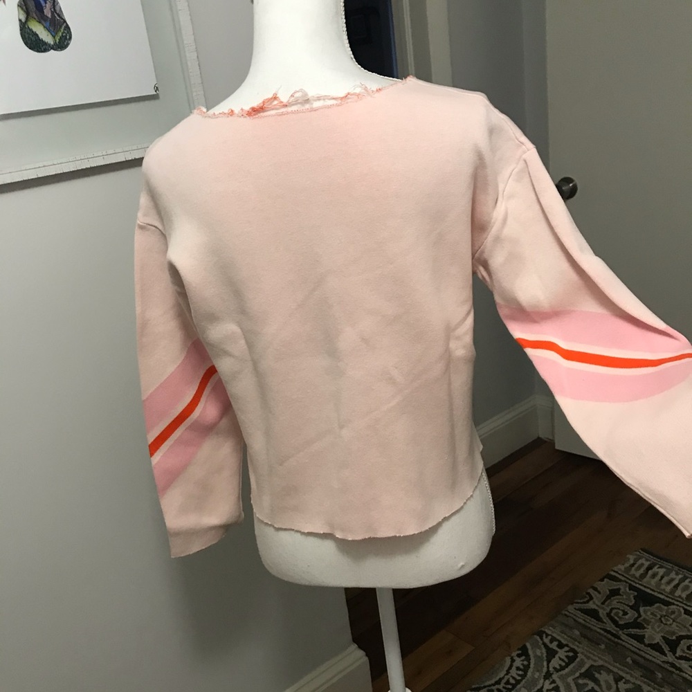 Cropped Sweater - Picture 6 of 7